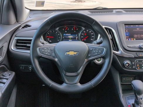 Certified 2024 Chevrolet Equinox LT FWD image 11