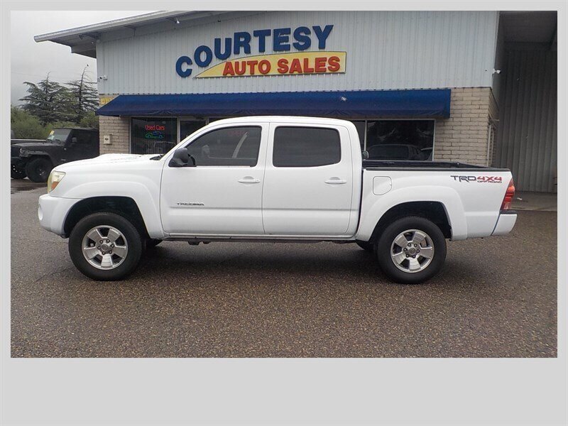 Used 2005 Toyota Tacoma 4x4 Double Cab w/ TRD Sport Pkg #2 image 3