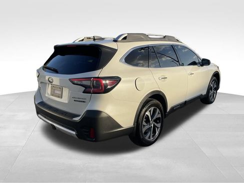 Used 2020 Subaru Outback Touring XT AWD/4WD image 5