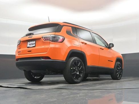 New 2026 Jeep Compass Latitude AWD/4WD image 40