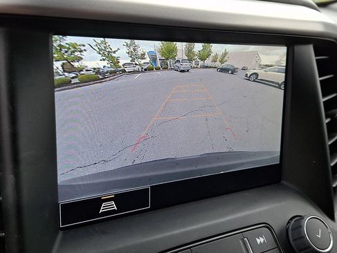 Used 2023 GMC Acadia SLT AWD/4WD image 4