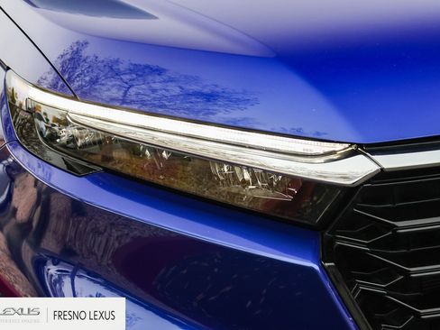 Used 2024 Honda CR-V EX image 10