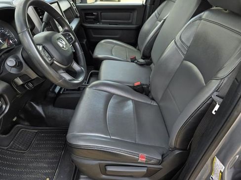 Used 2024 RAM 3500 Tradesman w/ Chrome Appearance Group image 24