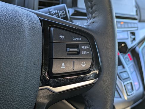 Certified 2025 Honda Odyssey Touring image 38