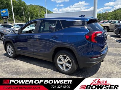 Used 2022 GMC Terrain SLE w/ LPO, Floor Liner Package