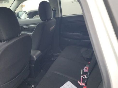 Used 2013 Mitsubishi Outlander Sport ES image 10