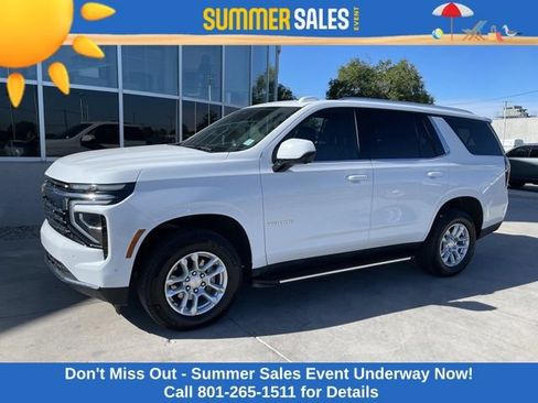 Used 2025 Chevrolet Tahoe LT AWD/4WD image 1