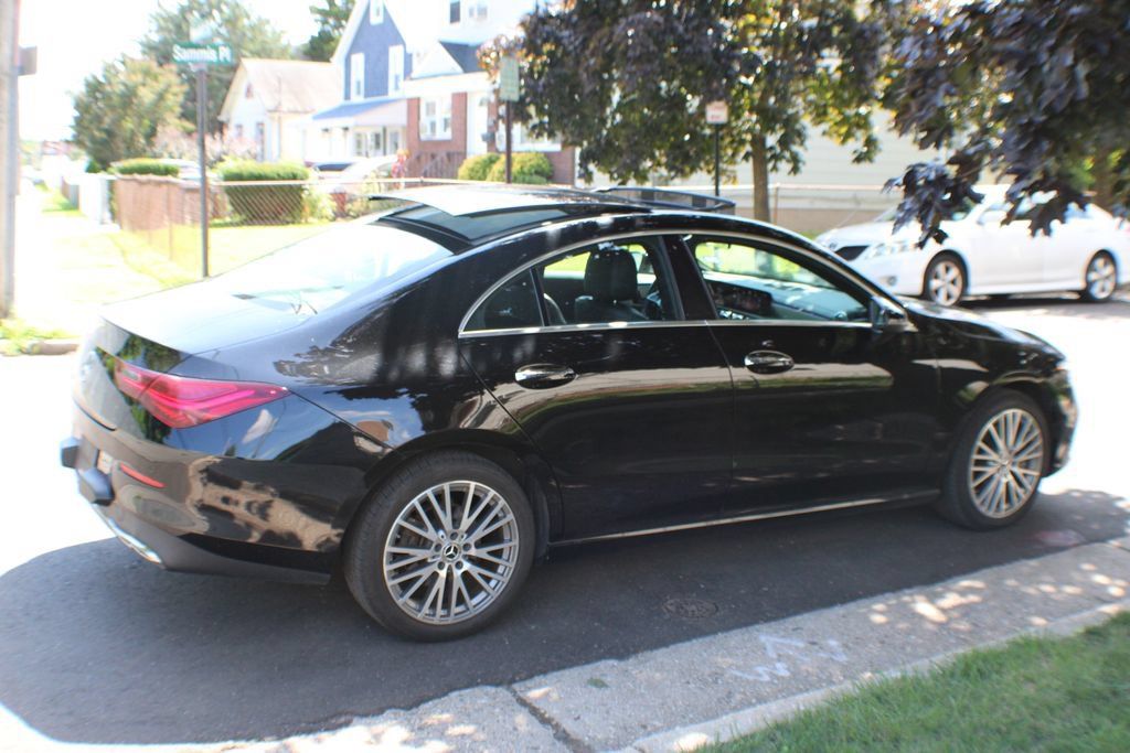 Used 2025 Mercedes-Benz CLA 250 image 5