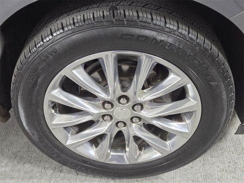 Used 2020 Buick Enclave Premium w/ Sun and Sites Package image 10