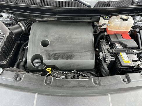 New 2023 Chevrolet Traverse LT FWD image 10