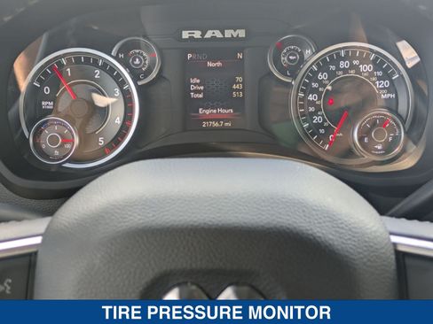 Used 2024 RAM 3500 Big Horn AWD/4WD image 29
