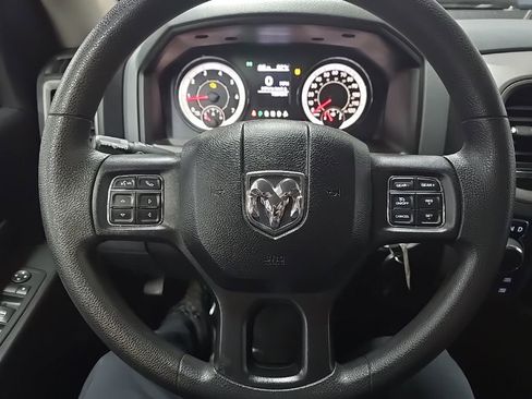 Used 2018 RAM 1500 Express w/ Express Value Package image 18