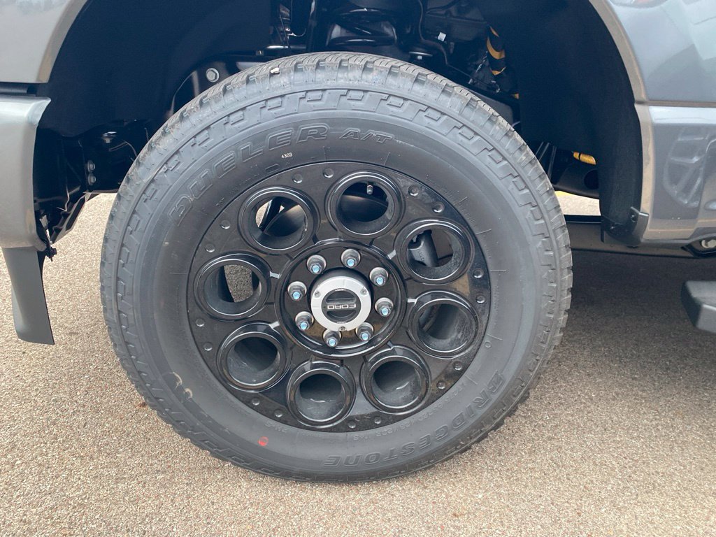 New 2027 Ford F350 Lariat w/ Black Appearance Package AWD/4WD image 18