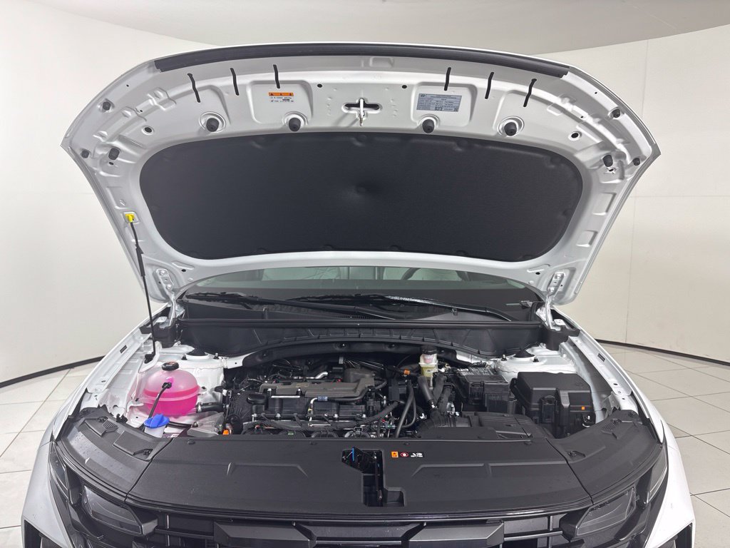 New 2026 Hyundai Tucson SE w/ Tow & Go Package FWD image 11
