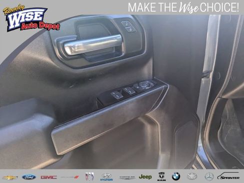 Used 2019 Chevrolet Silverado 1500 Custom w/ Custom Value Package AWD/4WD image 10
