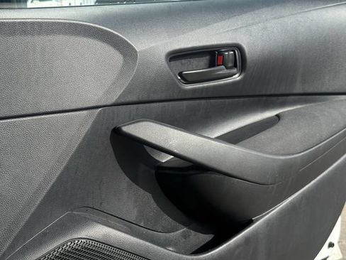 Used 2025 Toyota Corolla LE FWD image 26