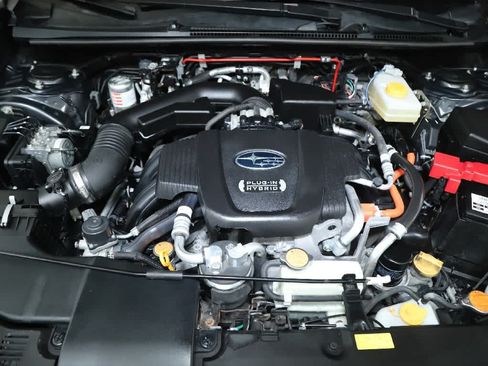 Certified 2023 Subaru Crosstrek Hybrid w/ Moonroof Package w/Navigation AWD/4WD image 39