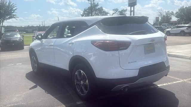 Used 2025 Chevrolet Blazer LT FWD image 5