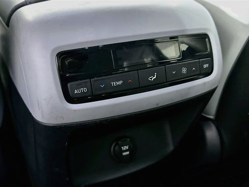 Used 2025 Hyundai Palisade SEL FWD image 28