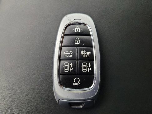 Used 2022 Hyundai Sonata Limited w/ Preferred Accessory Package FWD image 32