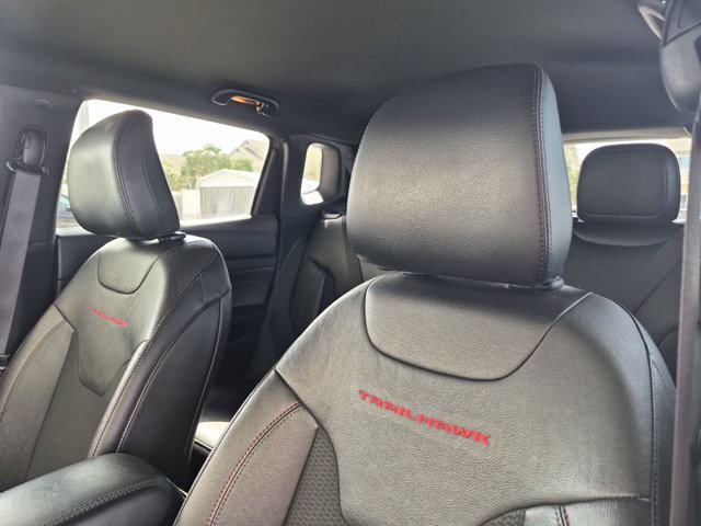 Used 2024 Jeep Compass Trailhawk AWD/4WD image 12