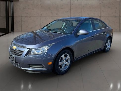 Used 2014 Chevrolet Cruze LT image 3