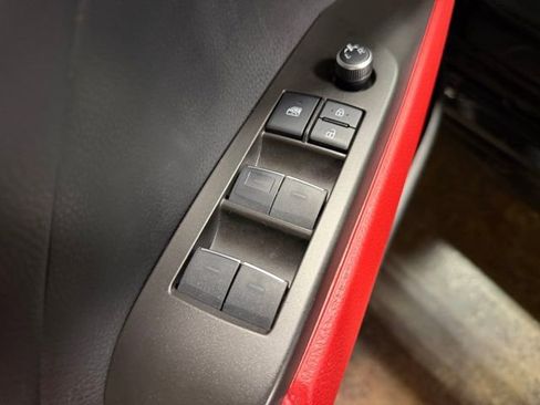 Used 2021 Toyota Camry XSE image 13