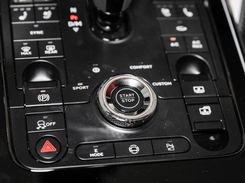 New 2026 Bentley Flying Spur Plug-In Hybrid AWD/4WD image 47