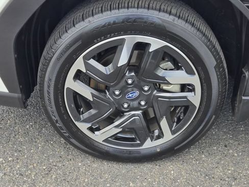 Used 2025 Subaru Forester Limited AWD/4WD image 19