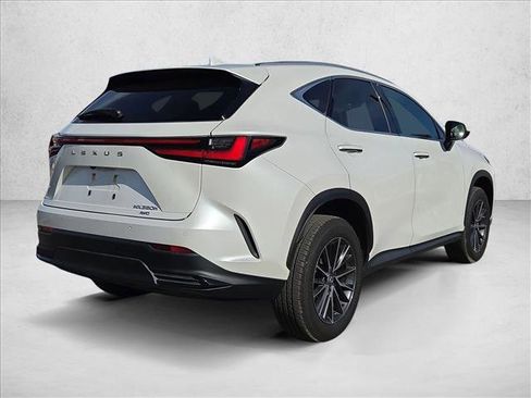 Used 2024 Lexus NX 350h NX 350h Premium image 5