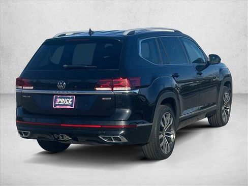 Used 2022 Volkswagen Atlas SEL Premium image 3