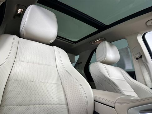 Certified 2020 Mercedes-Benz GLE 350 4MATIC image 19