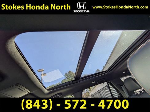 Certified 2025 Honda Pilot TrailSport image 21