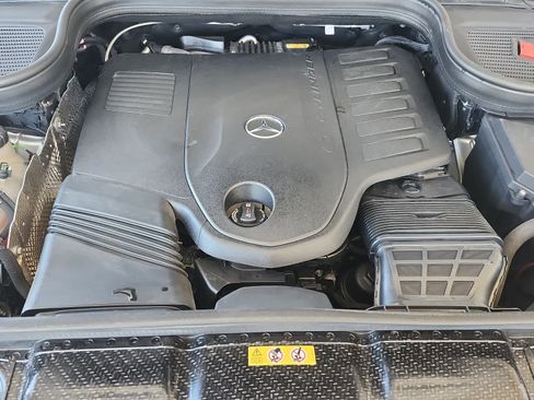 Used 2024 Mercedes-Benz GLE 450 4MATIC image 25