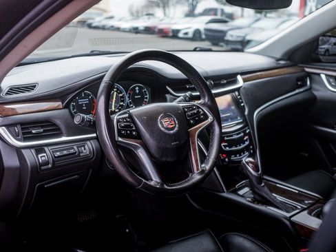 Used 2013 Cadillac XTS Premium image 14