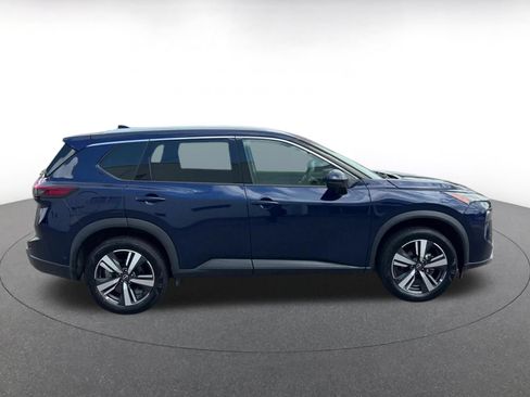 Used 2026 Nissan Rogue SL AWD/4WD image 16