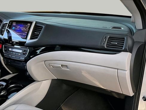 Certified 2019 Honda Ridgeline RTL-E image 18
