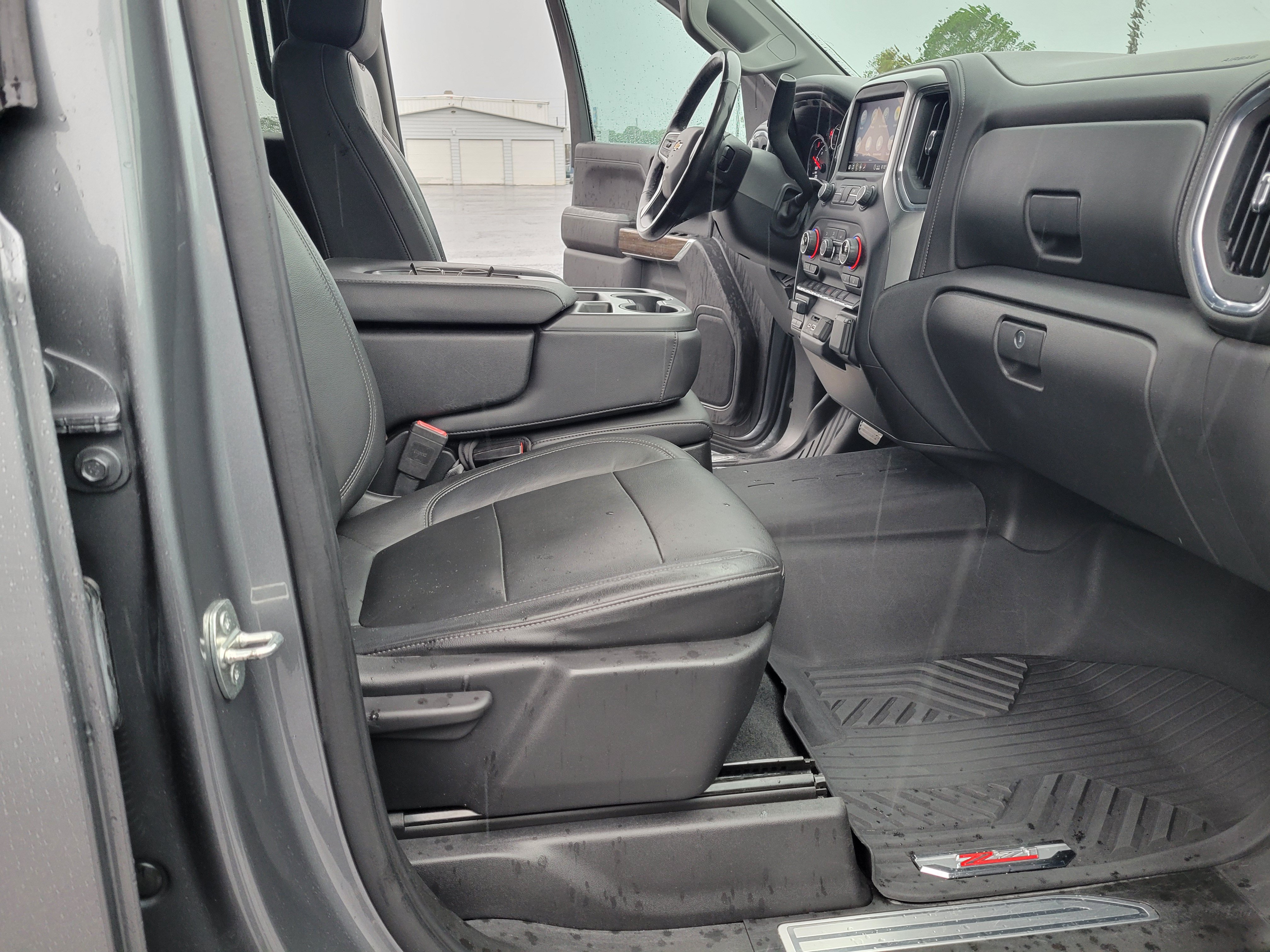 Certified 2020 Chevrolet Silverado 1500 LT w/ All-Star Edition AWD/4WD image 31