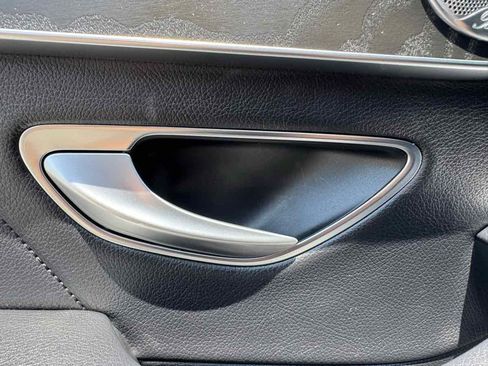 Used 2015 Mercedes-Benz C 300 4MATIC Sedan image 45