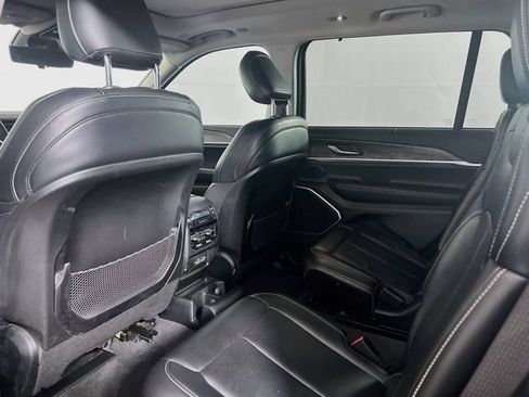 Used 2021 Jeep Grand Cherokee L Limited w/ Luxury Tech Group II AWD/4WD image 19