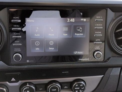 Used 2020 Toyota Tacoma 4x4 Access Cab image 15