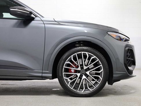 Used 2025 Audi SQ5 Premium Plus AWD/4WD image 11