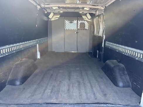 Used 2018 Ford Transit 250 148 Low Roof image 10