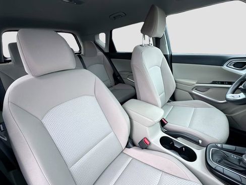 Used 2023 Kia Soul LX w/ LX Technology Package image 25