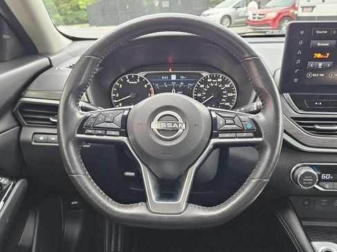 Used 2023 Nissan Altima 2.5 SL FWD image 15