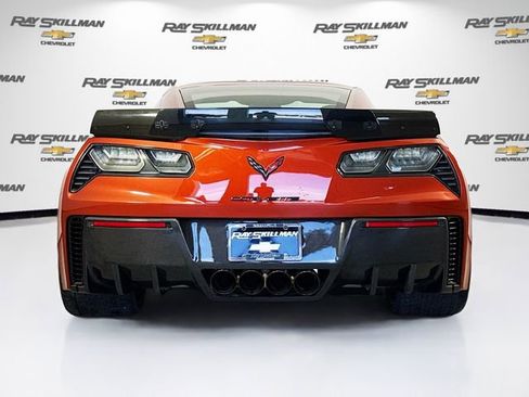 Used 2016 Chevrolet Corvette Z06 w/ 3LZ Preferred Equipment Group RWD image 6