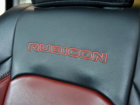 Used 2023 Jeep Wrangler Unlimited Rubicon 4xe AWD/4WD image 20