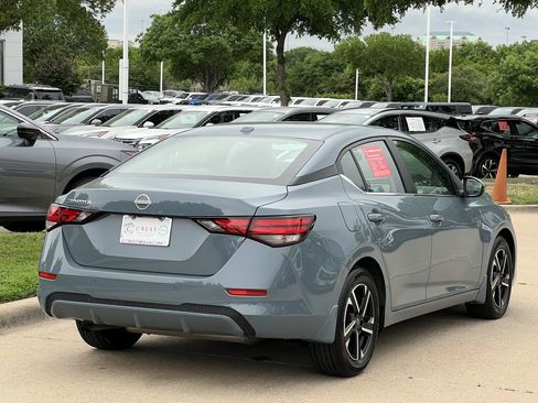 Certified 2025 Nissan Sentra SV FWD image 4