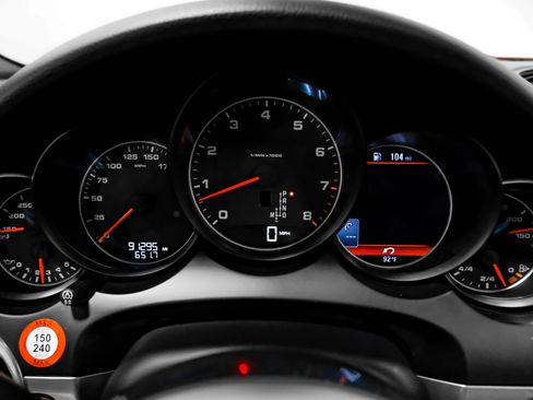 Used 2016 Porsche Cayenne AWD/4WD image 13