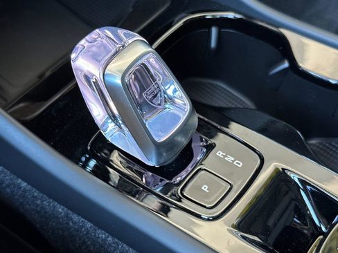 New 2026 Volvo XC40 B5 Ultra w/ Climate Package image 21